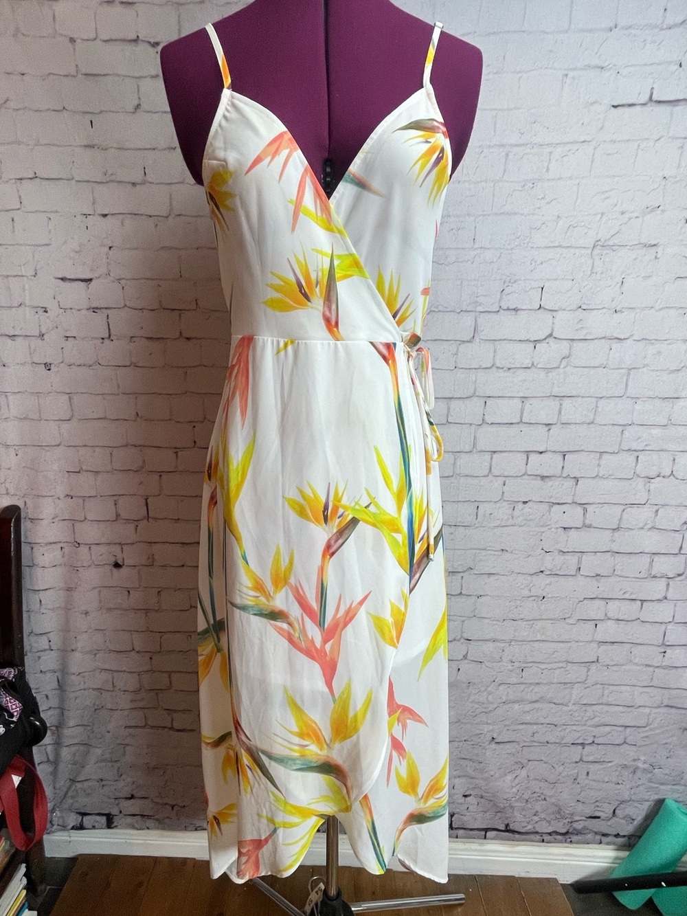 Show me your mumu size small Meghan wrap dress paradise party floral print
